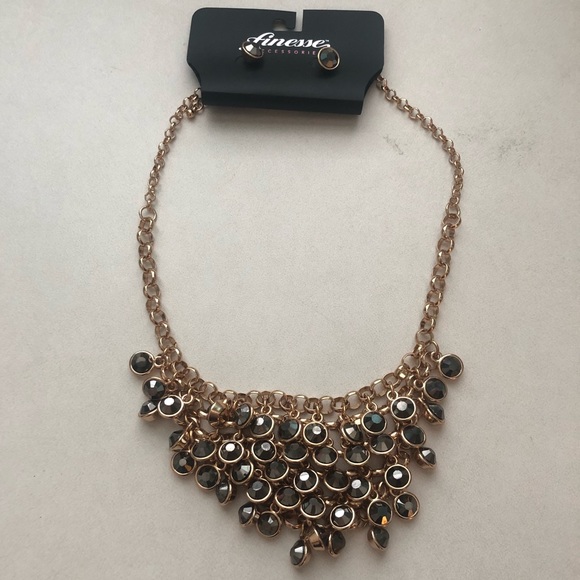 Necklace + Earring set from Finesse Accessories - Picture 1 of 1